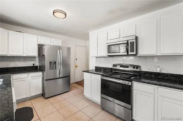 12445 E 6th Place Aurora, CO 80011