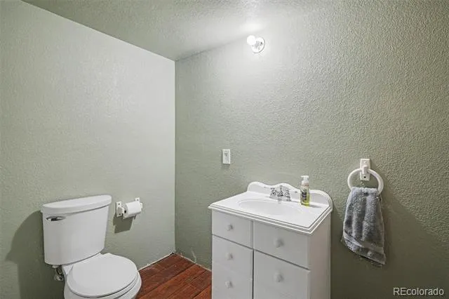2090 Helen Court Parker, CO 80138