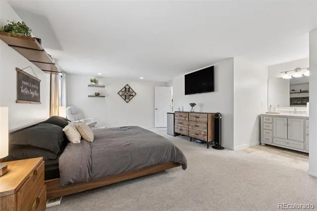 7626 S Willow Way Centennial, CO 80112