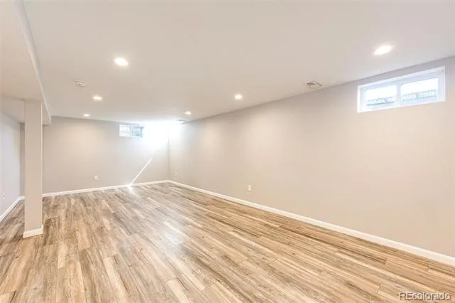 6724 S Ash Way Centennial, CO 80122
