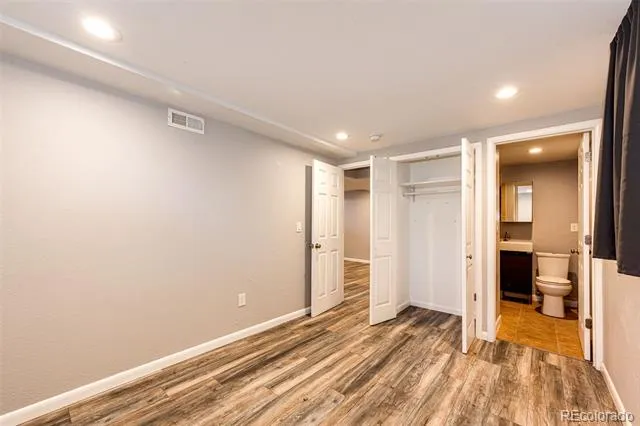 6724 S Ash Way Centennial, CO 80122