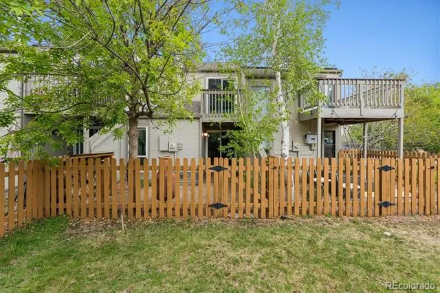 1039 E Moorhead Circle Boulder, CO 80305