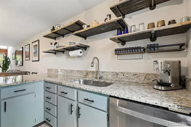 1039 E Moorhead Circle Boulder, CO 80305