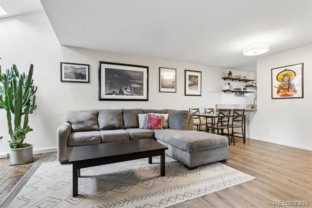 1039 E Moorhead Circle Boulder, CO 80305