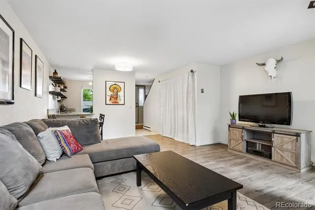 1039 E Moorhead Circle Boulder, CO 80305