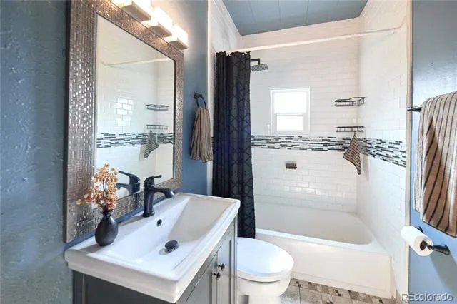 2901 S Sherman Street Englewood, CO 80113