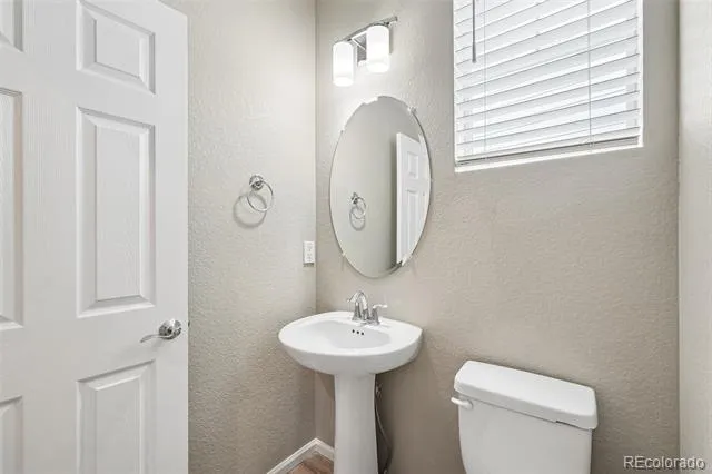 6568 Ceylon Street Denver, CO 80249