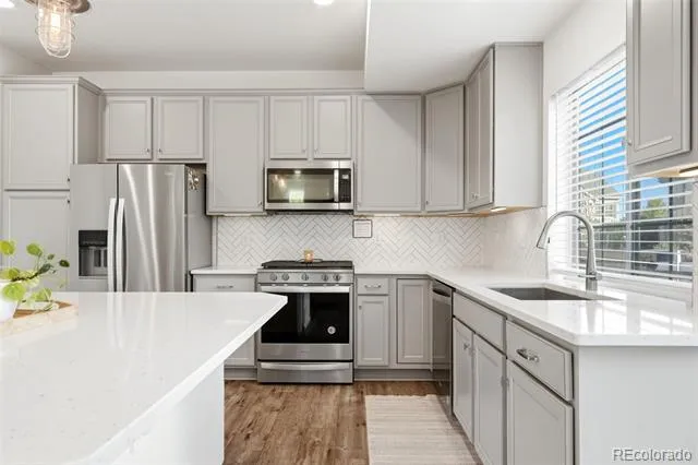 10061 Zeno Street Commerce City, CO 80022