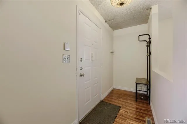 6720 E Mississippi Avenue #B Denver, CO 80224