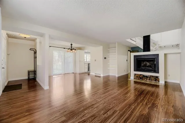 6720 E Mississippi Avenue #B Denver, CO 80224