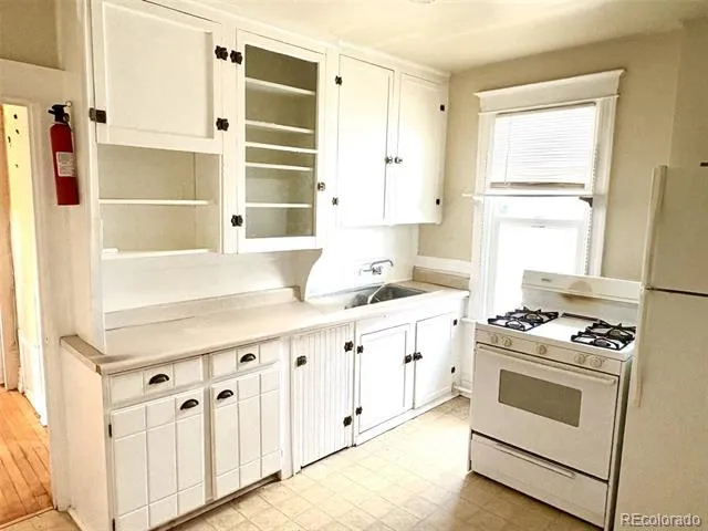 1600 Steele Street Denver, CO 80206