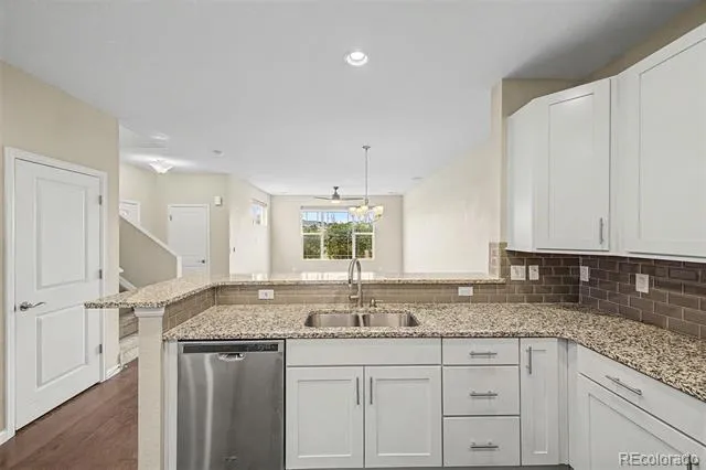 1791 S Buchanan Circle Aurora, CO 80018