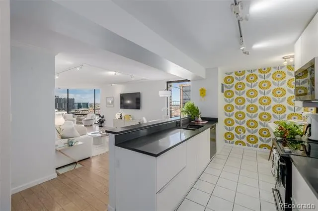 1625 Larimer Street #1207 Denver, CO 80202