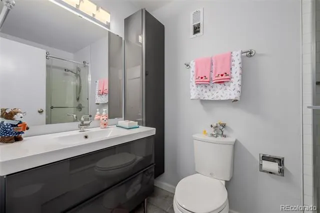 1625 Larimer Street #1207 Denver, CO 80202