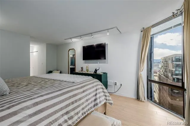 1625 Larimer Street #1207 Denver, CO 80202
