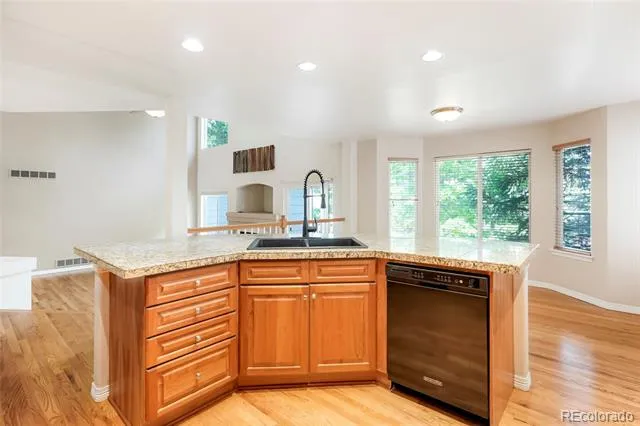 10473 Grizzly Gulch Highlands Ranch, CO 80129