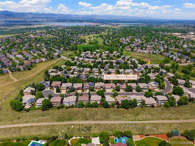 10473 Grizzly Gulch Highlands Ranch, CO 80129