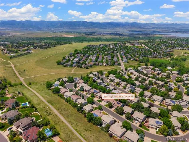 10473 Grizzly Gulch Highlands Ranch, CO 80129