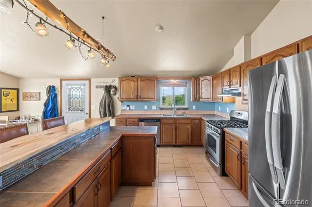 6037 Ranch Road Hartsel, CO 80449