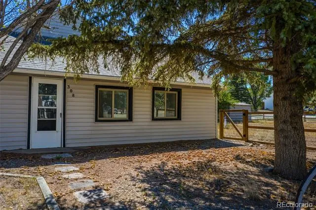 308 S 9th Street Kremmling, CO 80459