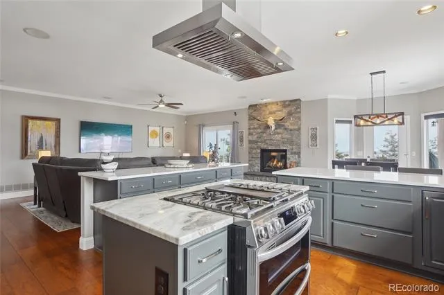 13084 Deer Ridge Way Larkspur, CO 80118