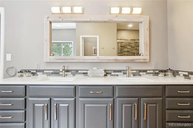 13084 Deer Ridge Way Larkspur, CO 80118