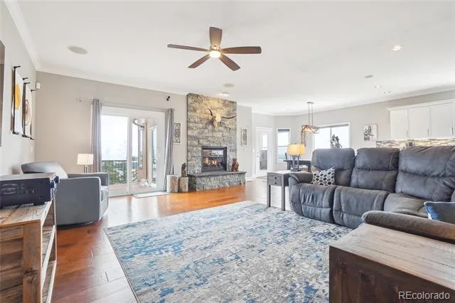 13084 Deer Ridge Way Larkspur, CO 80118