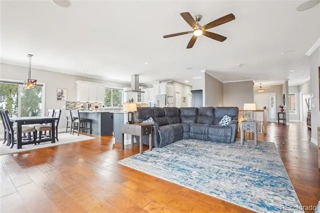 13084 Deer Ridge Way Larkspur, CO 80118