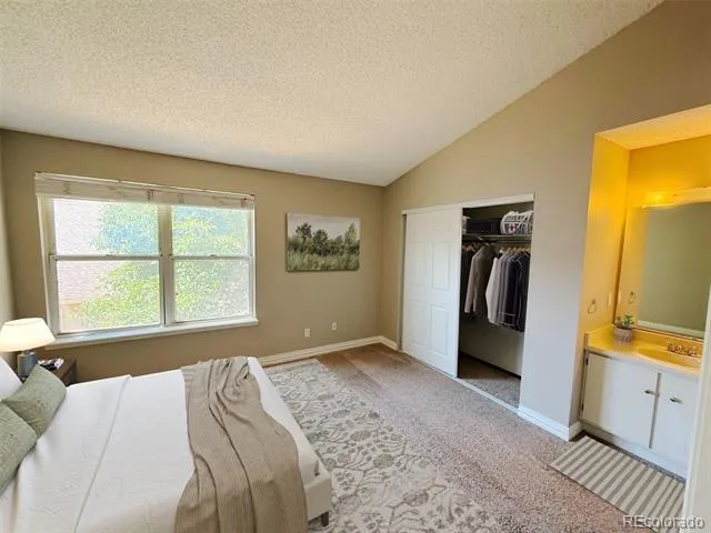 10577 W Maplewood Drive #B Littleton, CO 80127