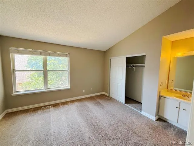 10577 W Maplewood Drive #B Littleton, CO 80127
