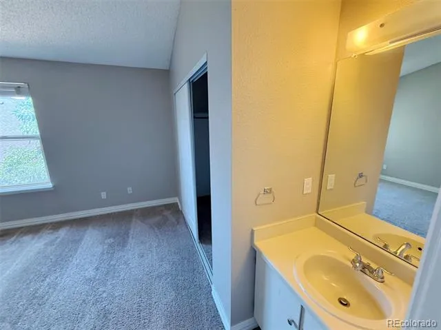 10577 W Maplewood Drive #B Littleton, CO 80127