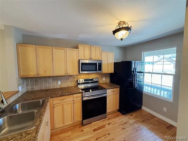10577 W Maplewood Drive #B Littleton, CO 80127