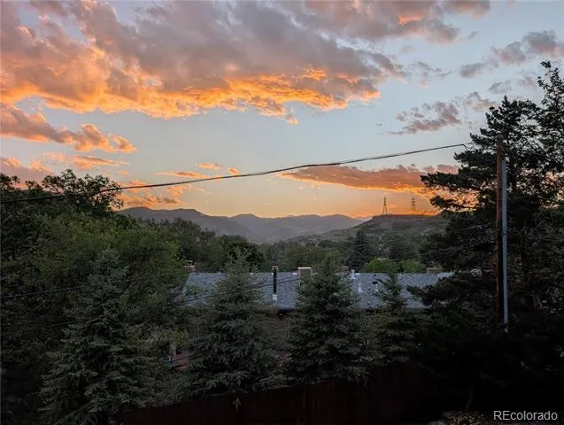 1613 Secrest Street Golden, CO 80401