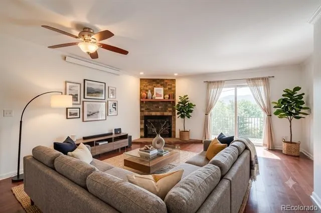 1613 Secrest Street Golden, CO 80401