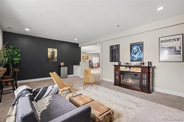 4720 Farmingdale Drive Colorado Springs, CO 80918