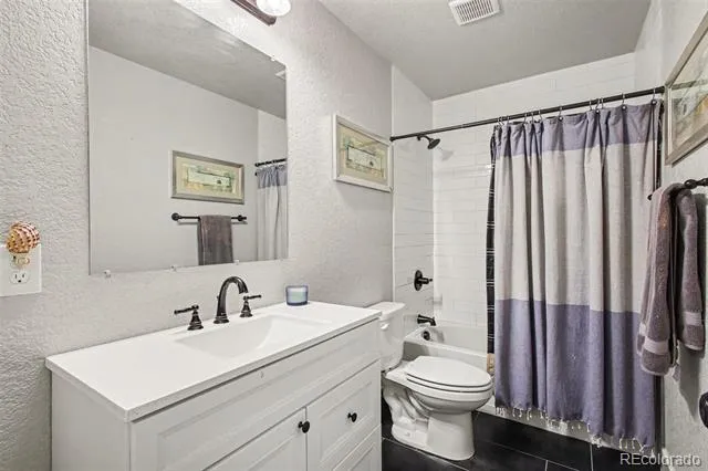 4720 Farmingdale Drive Colorado Springs, CO 80918