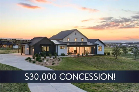 2433 Fox View Trail