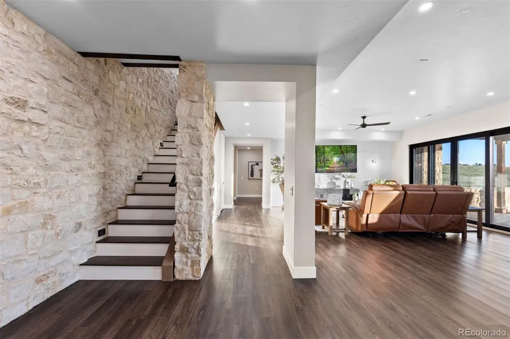 2433 Fox View Trail Franktown, CO 80116