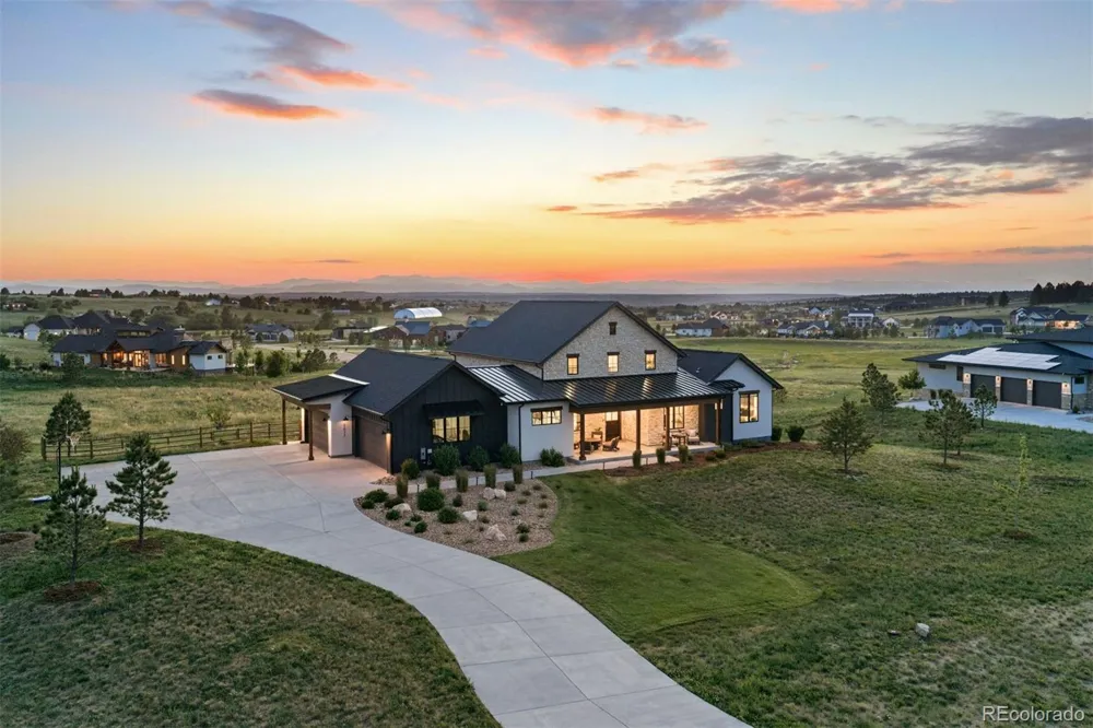 2433 Fox View Trail Franktown, CO 80116