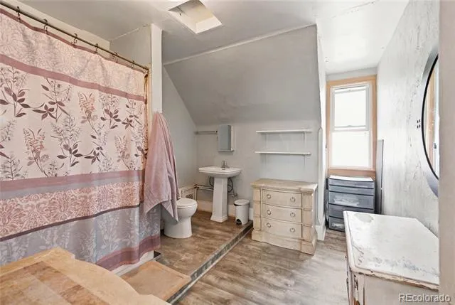 2115 W 31st Avenue Denver, CO 80211