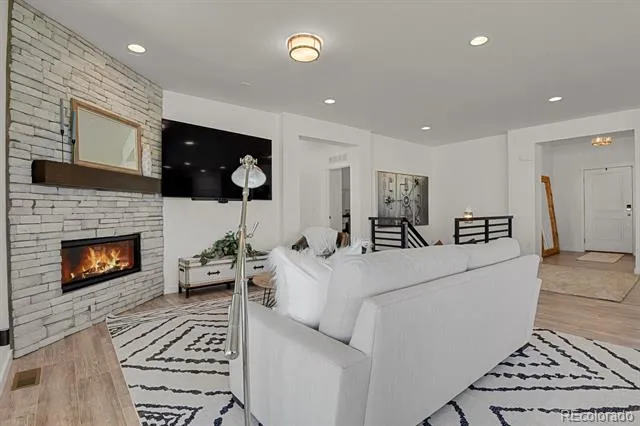 2404 Antica Court Colorado Springs, CO 80921