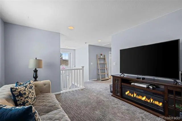 214 Flat Rock Street Aurora, CO 80018