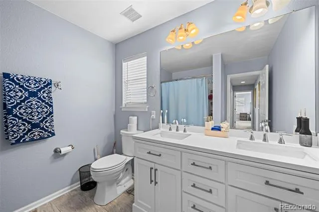 214 Flat Rock Street Aurora, CO 80018