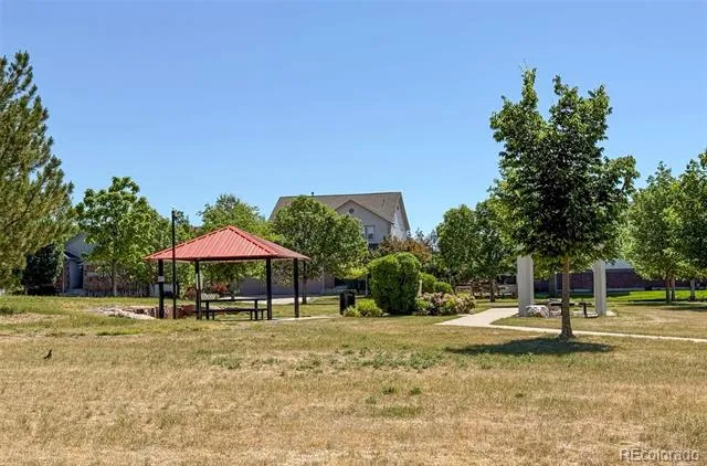 214 Flat Rock Street Aurora, CO 80018