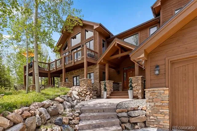 221 Kings Court Silverthorne, CO 80498