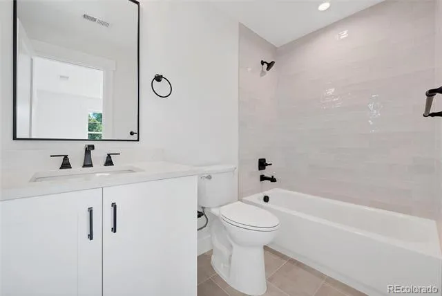 1035 Leyden Street Denver, CO 80220