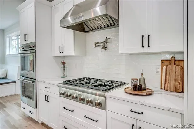 1035 Leyden Street Denver, CO 80220