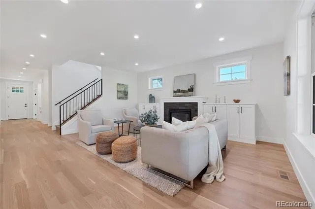 1035 Leyden Street Denver, CO 80220