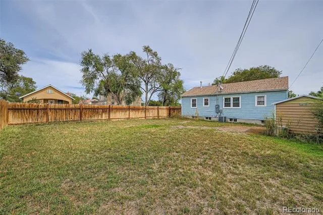 2633 Grand Avenue Pueblo, CO 81003