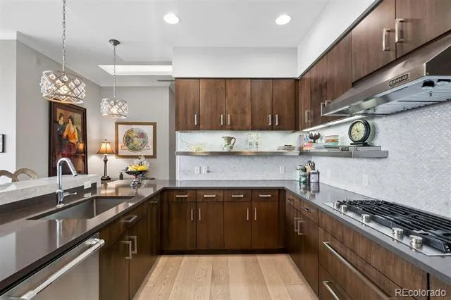 7600 Landmark Way #701-2 Greenwood Village, CO 80111